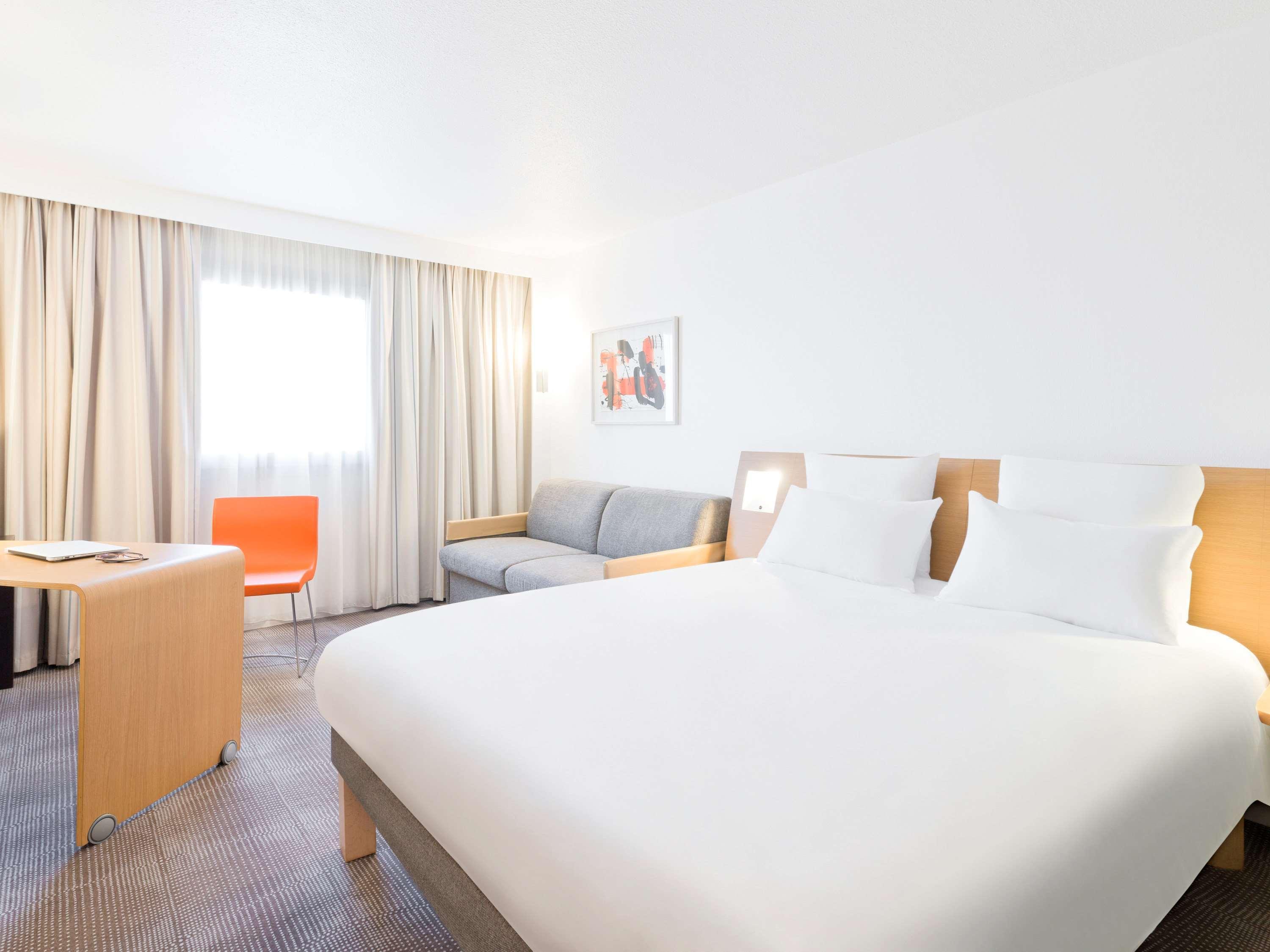 Novotel Reading Centre Екстериор снимка