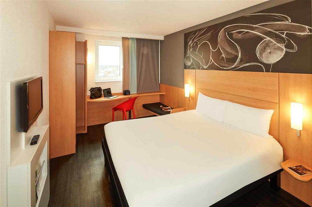 Novotel Reading Centre Екстериор снимка