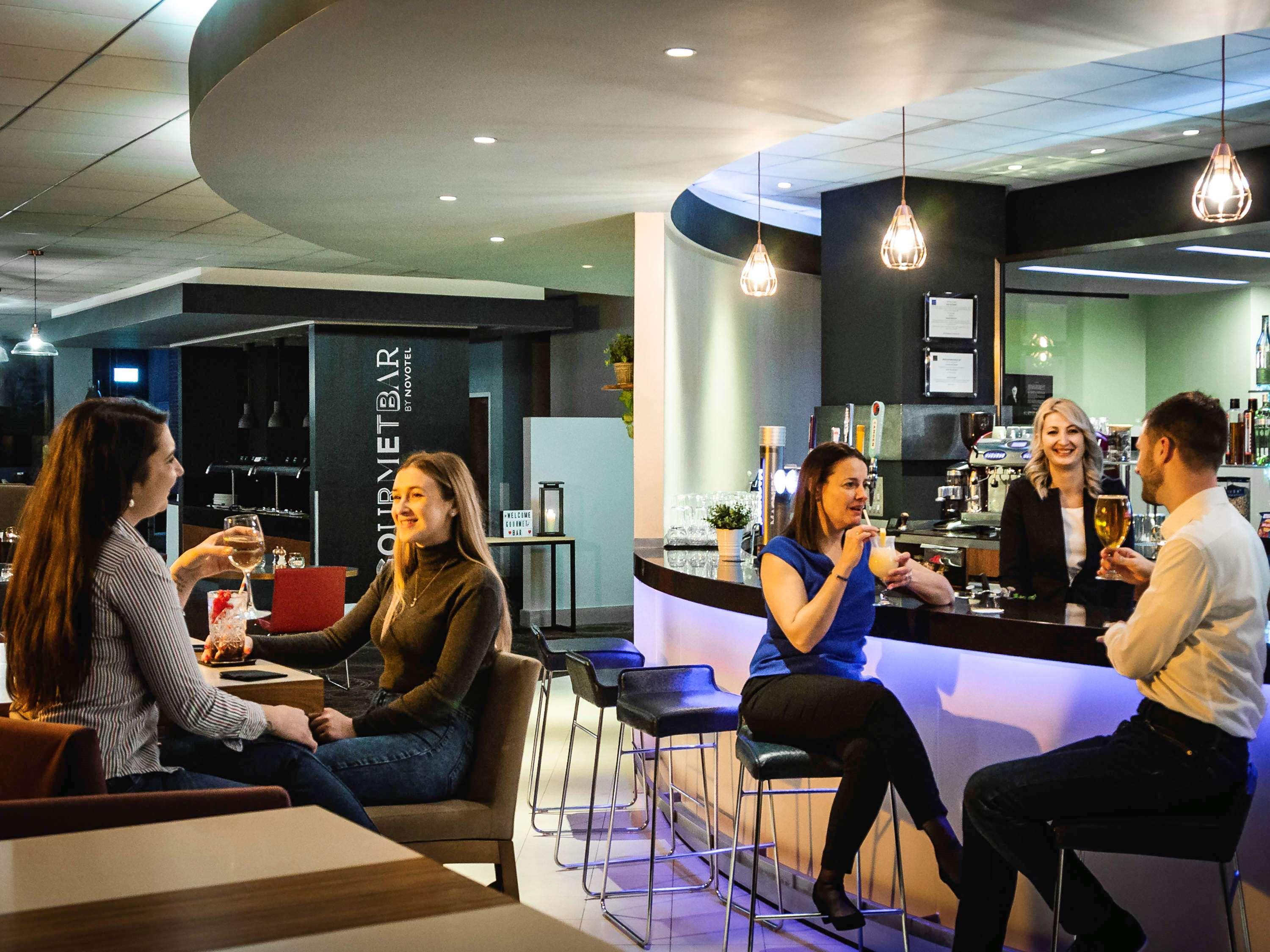 Novotel Reading Centre Екстериор снимка