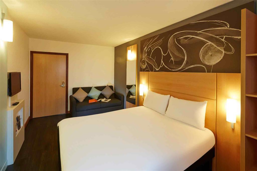 Novotel Reading Centre Екстериор снимка