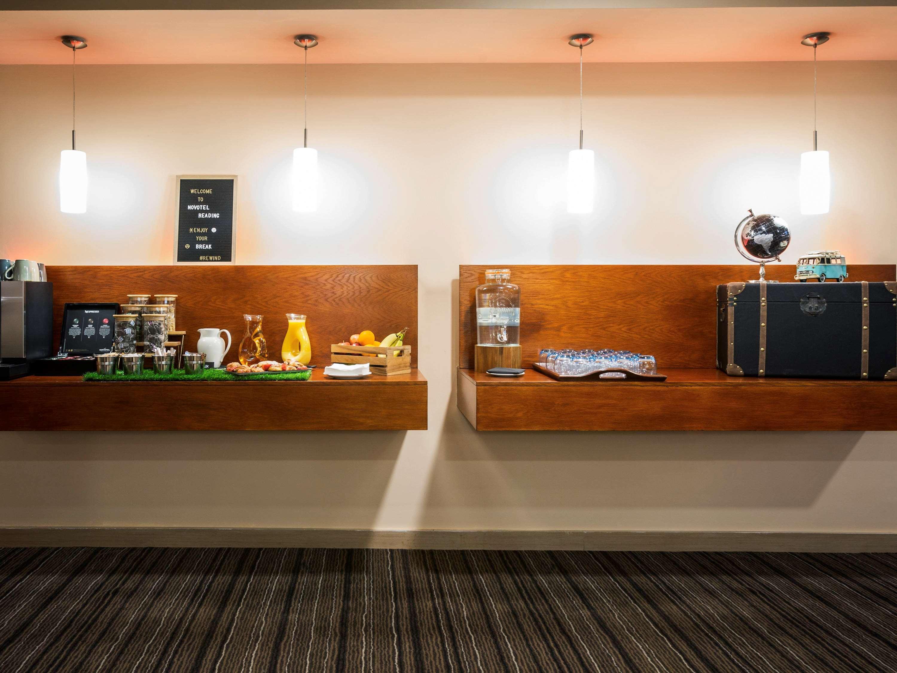 Novotel Reading Centre Екстериор снимка